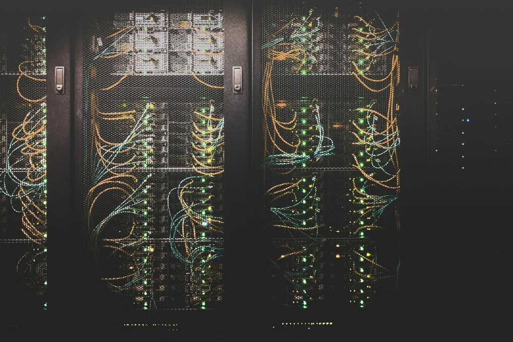 DNS: Come i nomi di dominio portano agli indirizzi IP